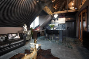 NYC Loft, Luxury Apartment